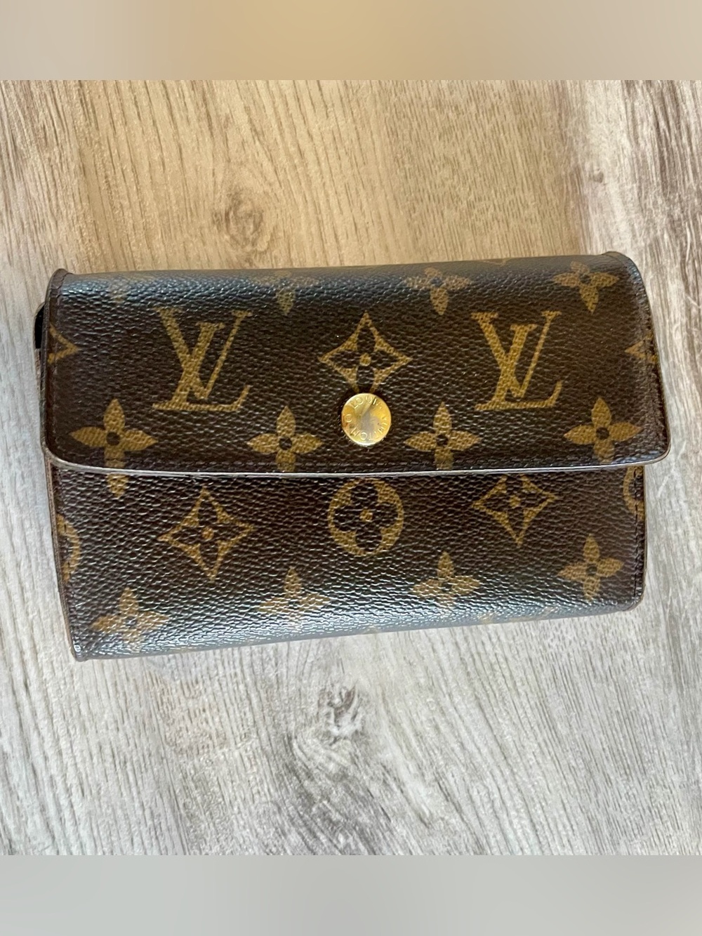 Louis Vuitton - Monogram Snap Wallet w/ Card Slots & Pockets -Brown/Gold Accents